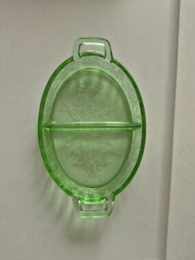 Vintage Jeanette Poinsettia Green Depression Glass Divided Relish Dish